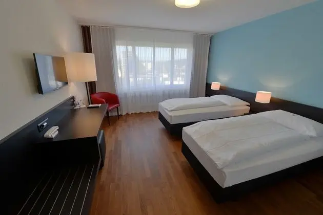 Superior Tek Büyük veya İki Ayrı Yataklı Oda