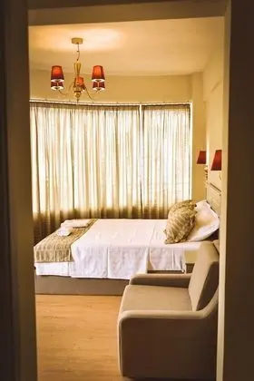 Tek Büyük Yataklı Oda, Balkon
