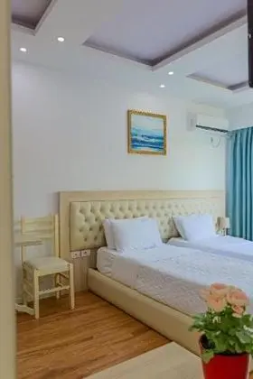 1 Çift Kişilik Veya 2 Tek Kişilik Yatak