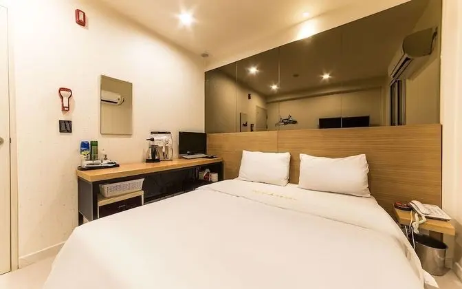 Oda (Mini Room)