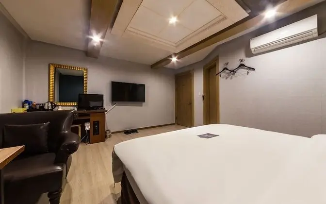 Oda (General room a)