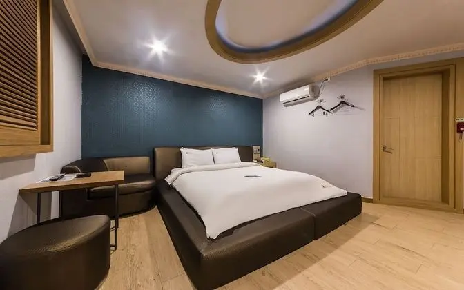 Oda (Special Room)