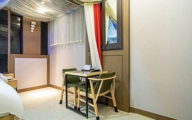 Oda (Special Room (1 PC - Ryzen GTX1050TI )