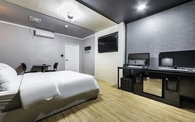 Oda (Special Room)