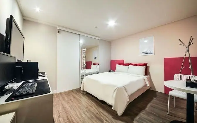 Oda (Special room (Couple PC Netflix viewi)