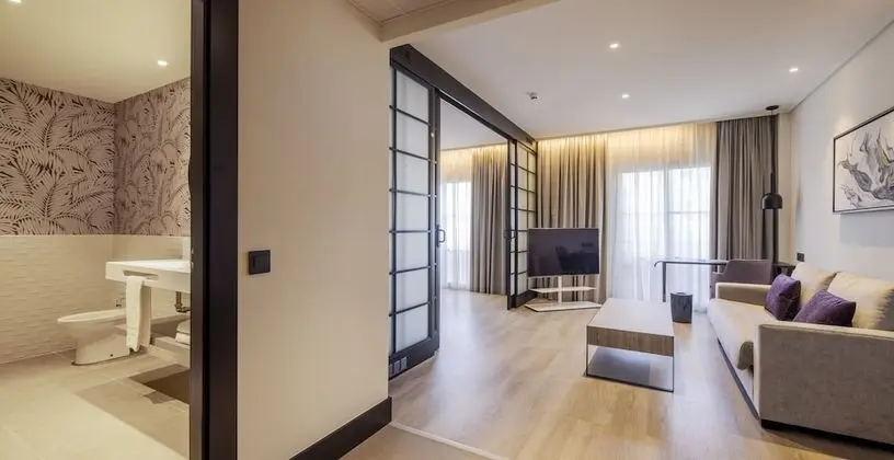 Premium Süit (2 adults and 1 child)