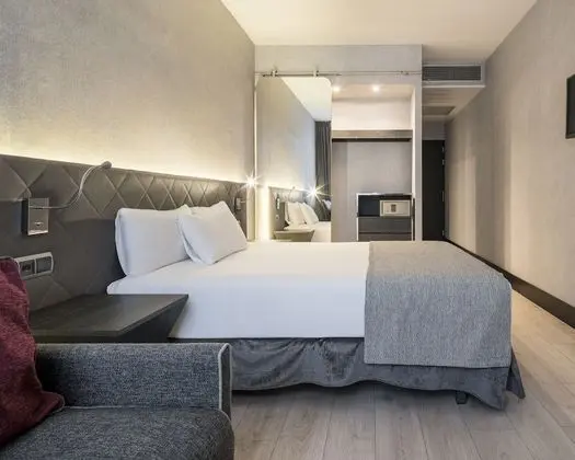 Üç Kişilik Oda (2 Adults + 1 Child)