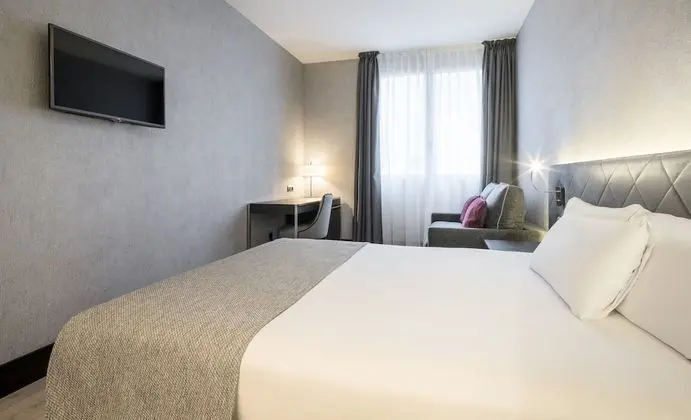 Üç Kişilik Oda (2 Adults + 1 Child)