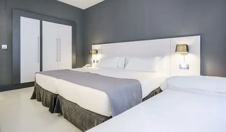 Üç Kişilik Oda (2 adults + 1 child)