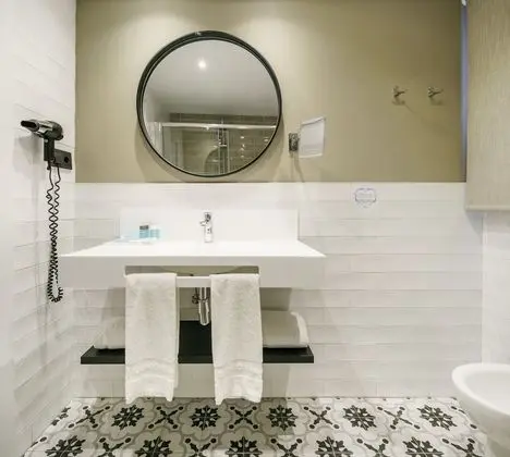 Üç Kişilik Oda (2 adults + 1 child)