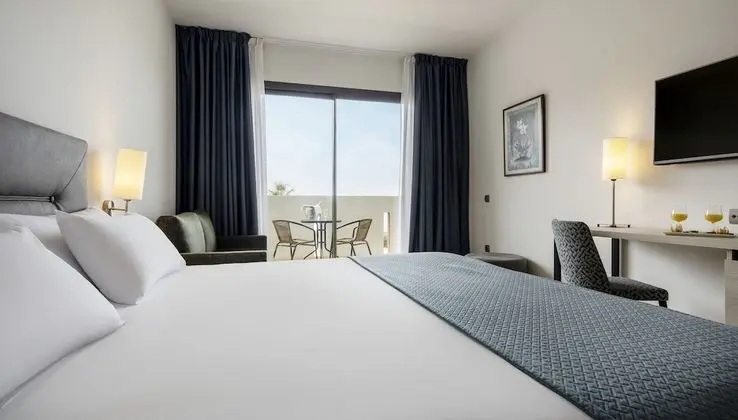 Tek Büyük Yataklı Oda, Deniz Manzaralı