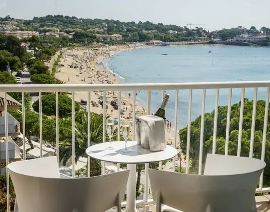 Superior Oda, Deniz Manzaralı, Kule