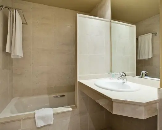 Üç Kişilik Oda, Deniz Manzaralı (2 adults + 1 child)
