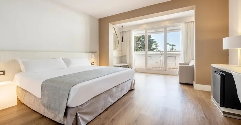 Family Dört Kişilik Oda