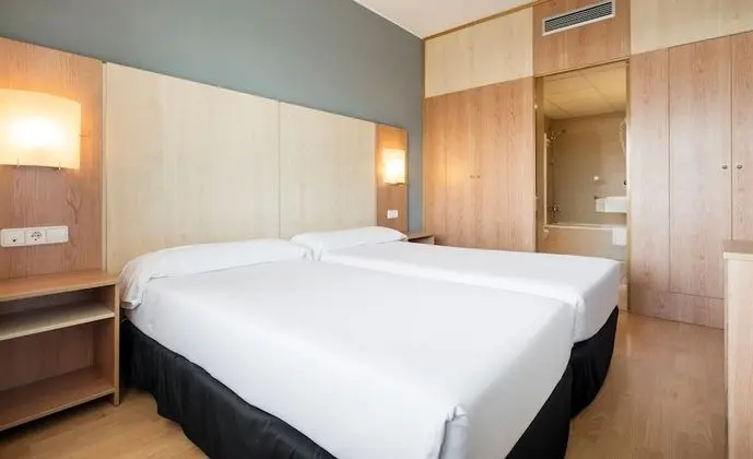 Üç Kişilik Oda (2 Adults + 1 Child)