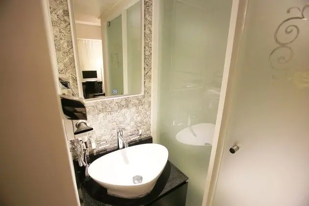 Süit, 1 Büyük (Queen) Boy Yatak