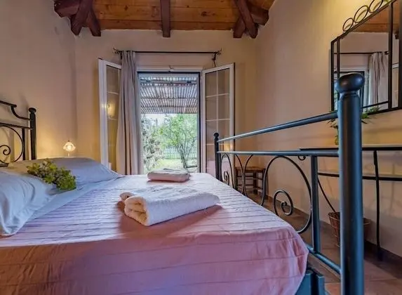 Kır Evi, 1 Yatak Odası, Kısmi Deniz Manzaralı