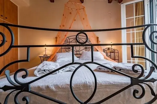 Kır Evi, 1 Yatak Odası, Kısmi Deniz Manzaralı