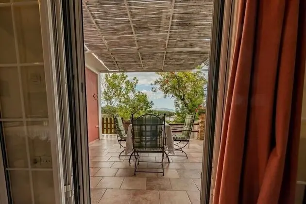 Kır Evi, 1 Yatak Odası, Kısmi Deniz Manzaralı