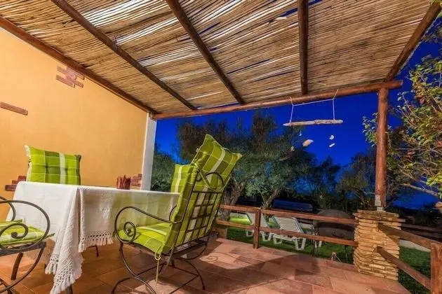 Kır Evi, 1 Yatak Odası, Kısmi Deniz Manzaralı