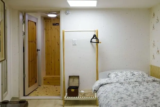 Ev, 4 Yatak Odası (Whole House)