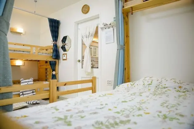 Ev, 4 Yatak Odası (Whole House)