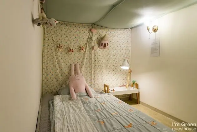 Ev, 4 Yatak Odası (Whole House)