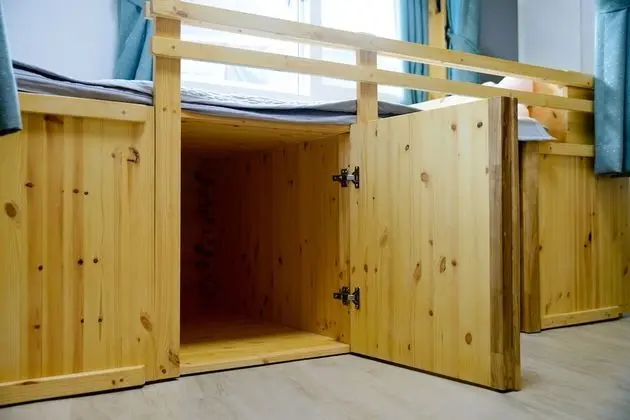 Ev, 4 Yatak Odası (Whole House)