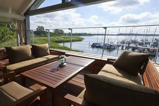 Ev, 2 Yatak Odası, Teras, Liman Manzaralı