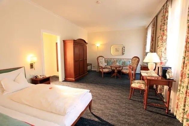 Comfort Tek Büyük Yataklı Oda