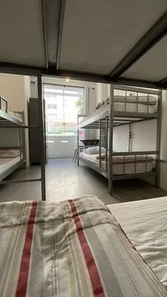 City Ortak Ranzalı Oda, Sadece kadınlar için, Ortak Banyo