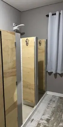 City Ortak Ranzalı Oda, Sadece kadınlar için, Ortak Banyo