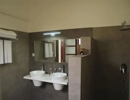 Deluxe Tek Büyük veya İki Ayrı Yataklı Oda