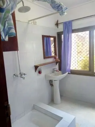 Deluxe Tek Büyük veya İki Ayrı Yataklı Oda, 1 Yatak Odası, Sigara İçilebilir, Kısmi Deniz Manzaralı