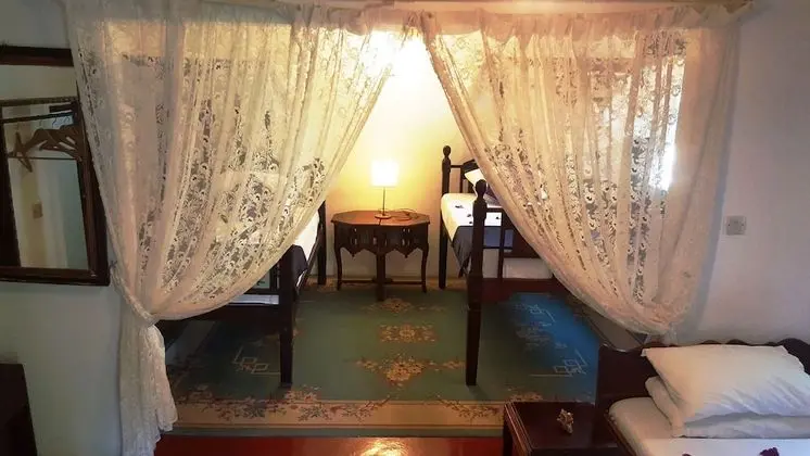 Family Dört Kişilik Oda, Sigara İçilebilir