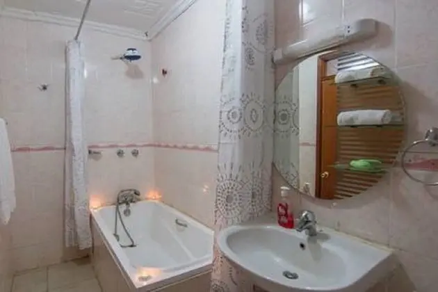 Deluxe Bungalov, Birden Çok Yatak, Sigara İçilmez, Bahçe Manzaralı