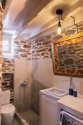 Traditional Kır Evi, 1 Büyük (Queen) Boy Yatak, Küçük Mutfak, Dağ Manzaralı