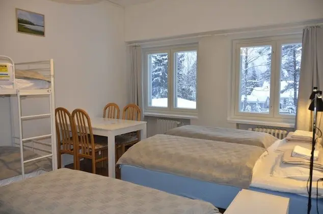 Standard Dört Kişilik Oda, Ortak Banyo