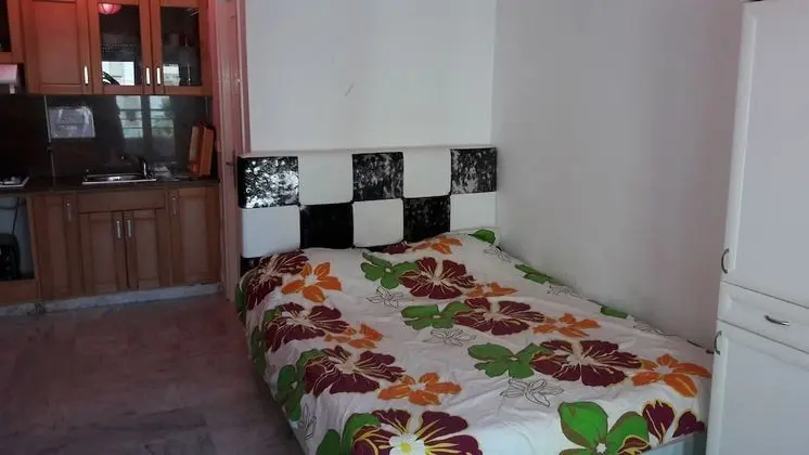 Standard Apart Daire, 1 Yatak Odası, Mutfak, Bahçe Manzaralı