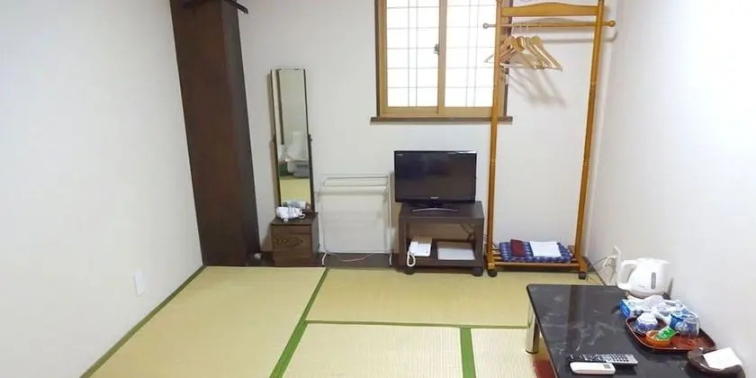 Traditional Oda, Ortak Banyo (Japanese Style 6 Tatami-mat)