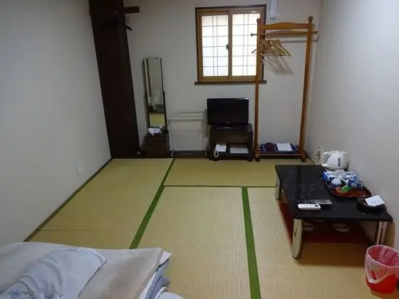 Traditional Oda, Ortak Banyo (Japanese Style 6 Tatami-mat)