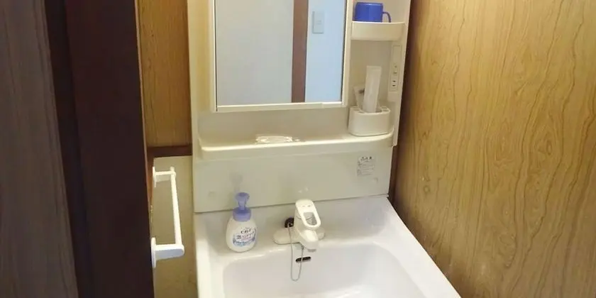 Traditional Oda, Ortak Banyo (Japanese Style 6 Tatami-mat)