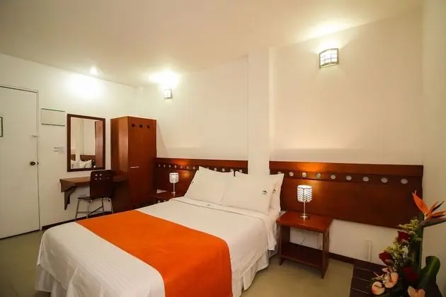 Standard Tek Büyük Yataklı Oda