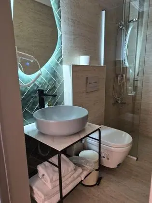 Standart Oda, Şehir Manzaralı