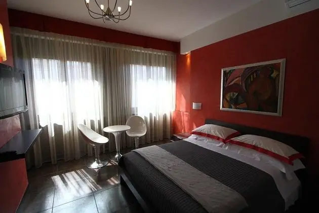 Dört Kişilik Oda (301)