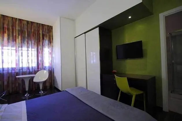 Tek Büyük Yataklı Oda (303)