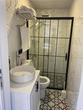 Çift Kişilik,Avlu Manzaralı