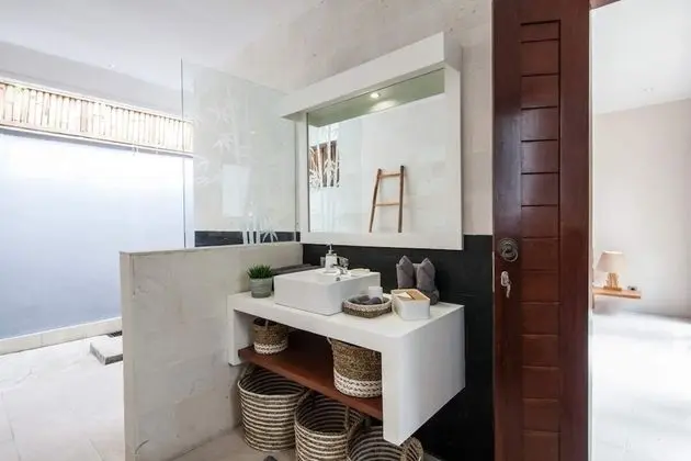 Basic Villa, Birden Çok Yatak