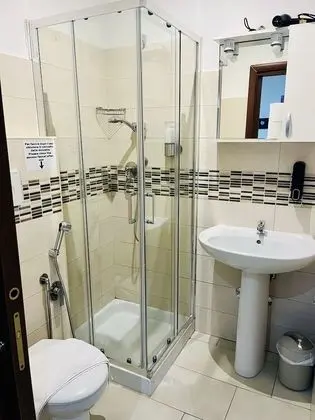 Deluxe Tek Büyük veya İki Ayrı Yataklı Oda (Domiziana)