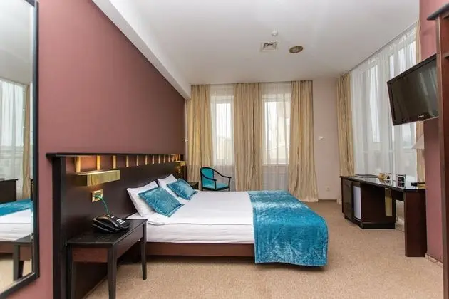 Comfort Tek Büyük Yataklı Oda